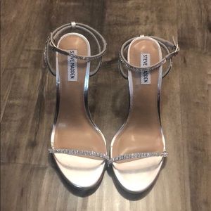 Steve Madden Festive Heels